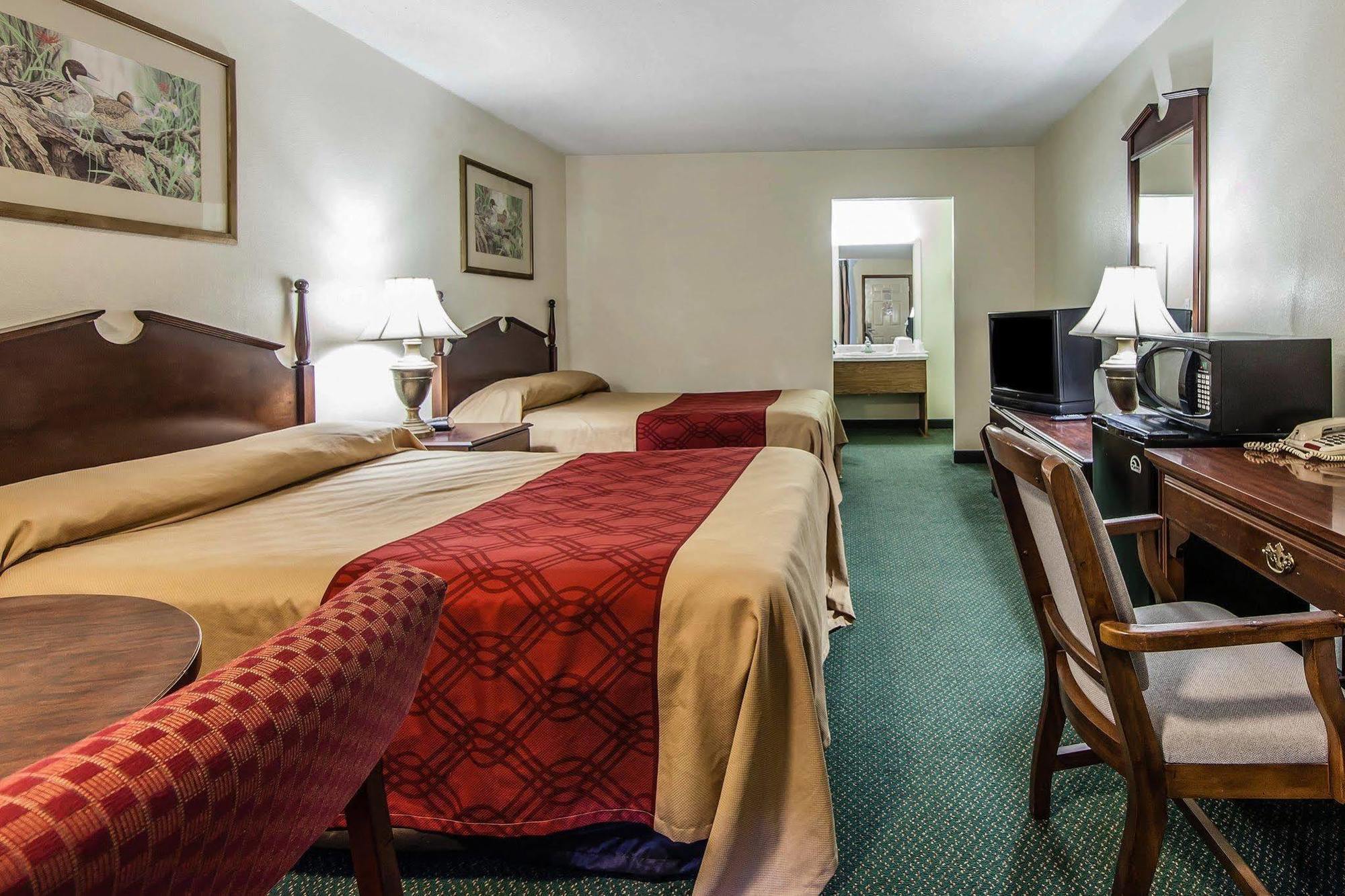 Red Roof Inn Dandridge Esterno foto