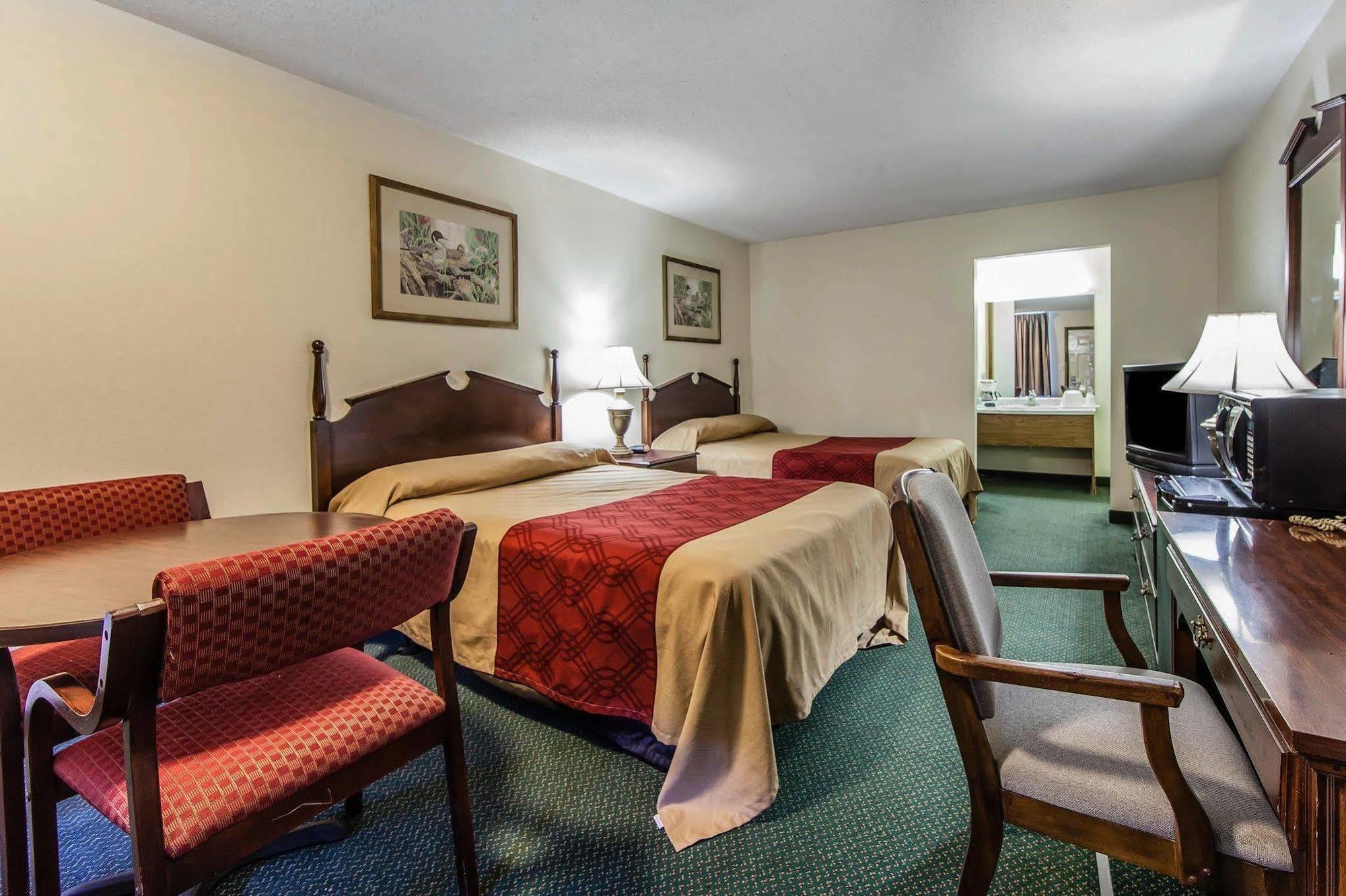 Red Roof Inn Dandridge Esterno foto