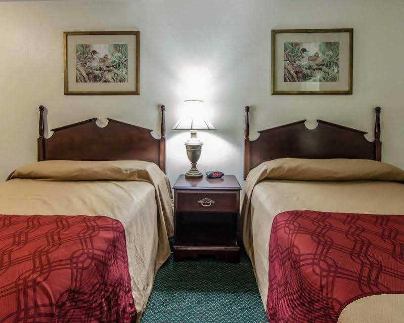 Red Roof Inn Dandridge Esterno foto